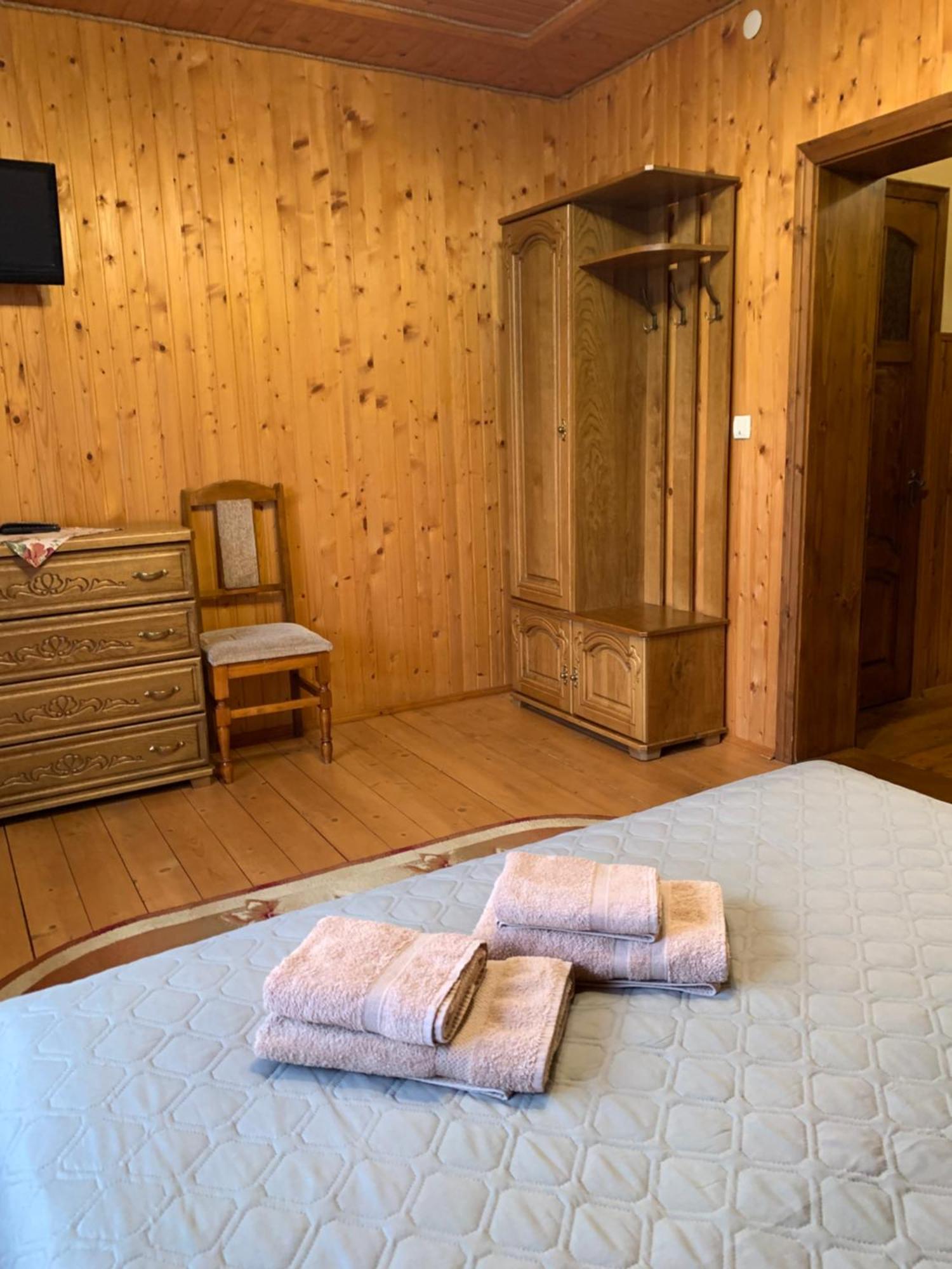Dereviy Villa Yaremche Luaran gambar