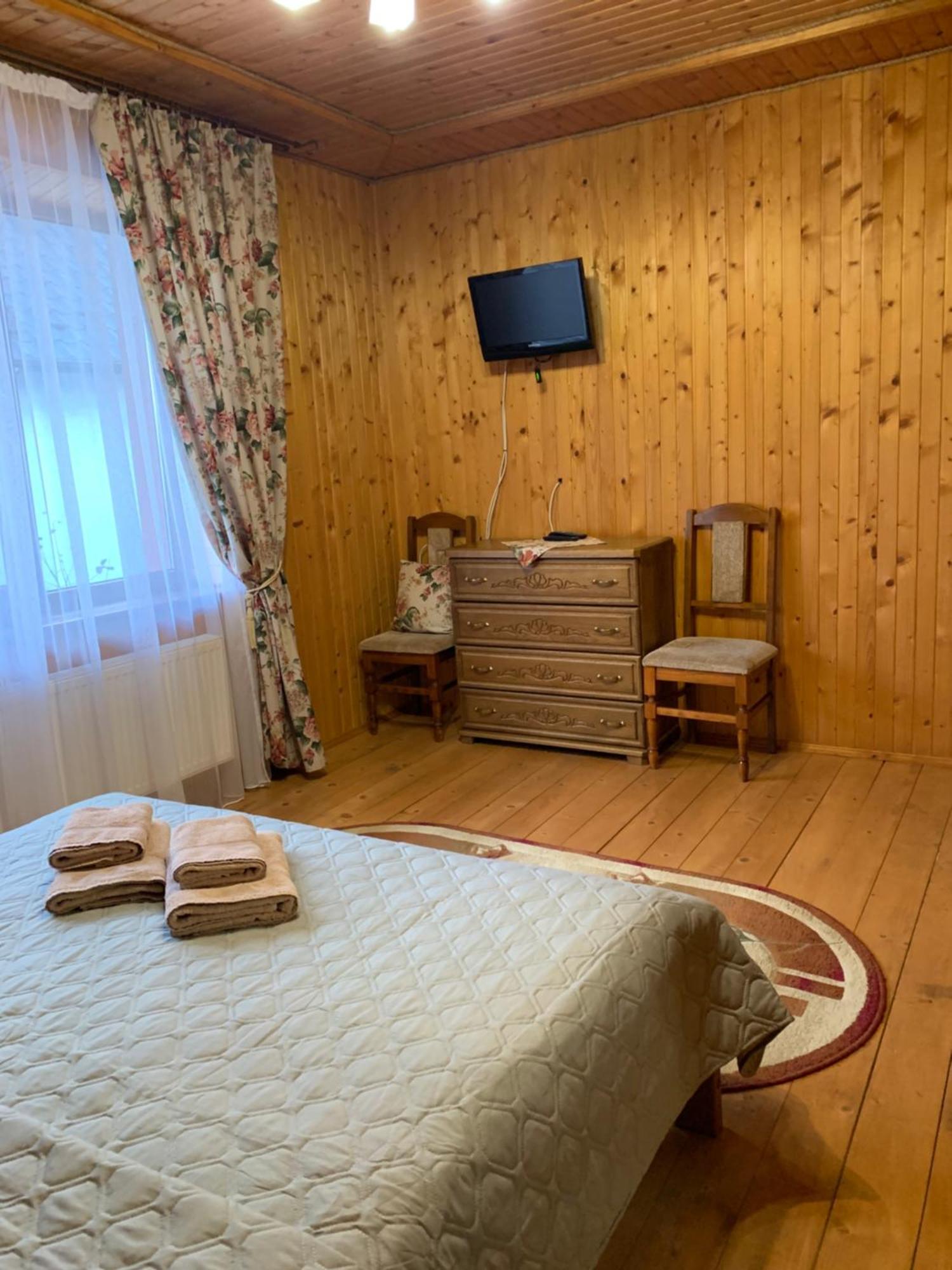 Dereviy Villa Yaremche Luaran gambar