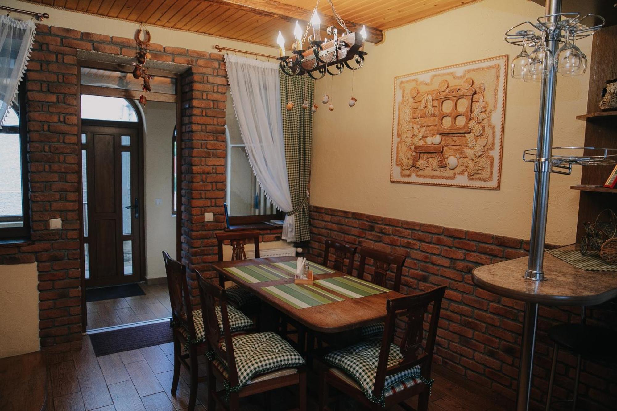 Dereviy Villa Yaremche Luaran gambar